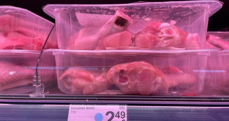 Pamačiusi, kokią mėsą pardavinėja „Maxima“, pirkėja neslėpė: likau nustėrusi 1 mesa